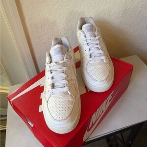 Nike White Son of Force White 9
